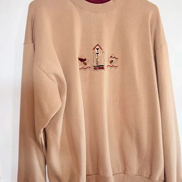 Men's Crewneck Sweatshirt in Light Tan with Embroidered Motif - Picture 4 of 4